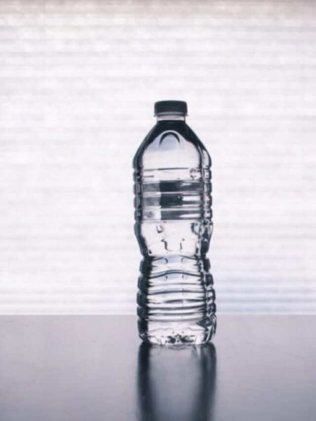 Polyethylene Furanoate – PEF, a 100 % bio-based alternative to the polyethylene terephthalate (PET)