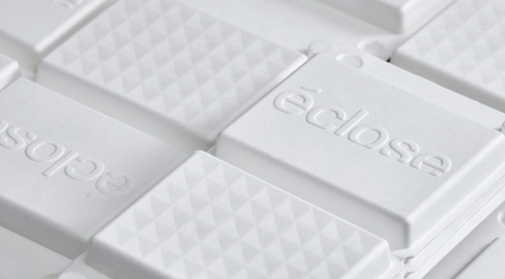 eclose